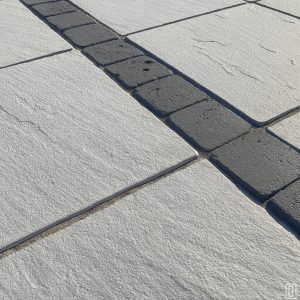 Stoneworks Antique Cobble Strip