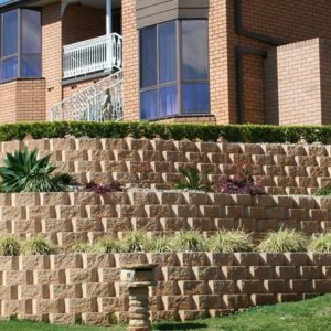 Norfolk™ Retaining Wall