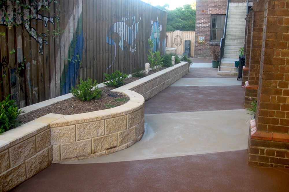 Tasman™ Retaining Wall System