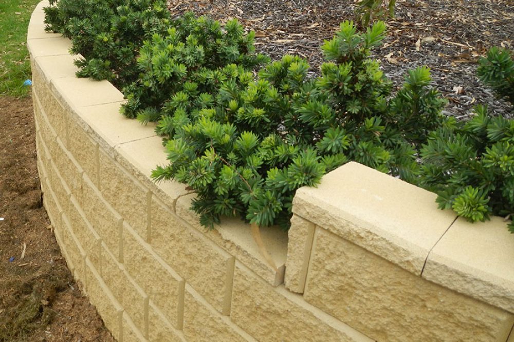 Tasman™ Retaining Wall System